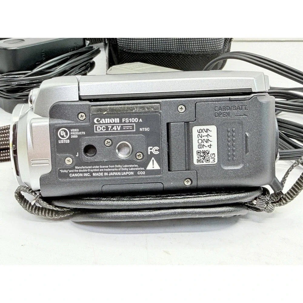 Canon FS100 48X Zoom SD Camcorder Bundle Tested No Charger Dock Remote Case